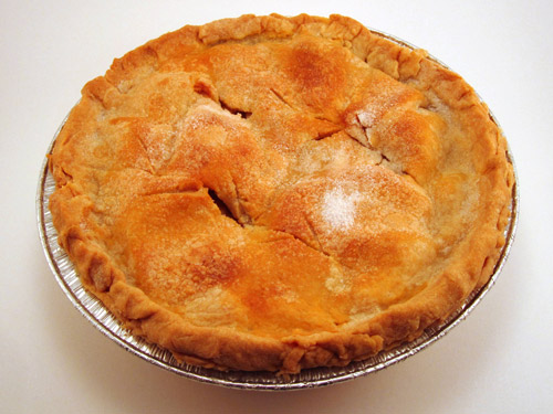 A freshly baked apple pie